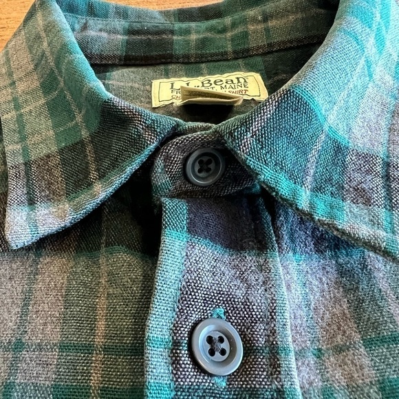Vintage L.L. Bean Chamois Cloth Shirt Plaid with Patch Repair Cotton L-Reg - Picture 11 of 12